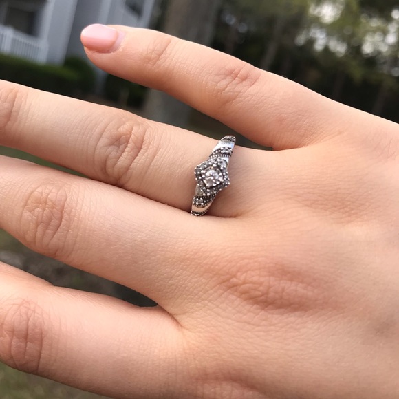 Kay Jeweler’s Ring
